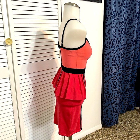 NWOT Bebe pink peplum dress - Picture 3 of 16